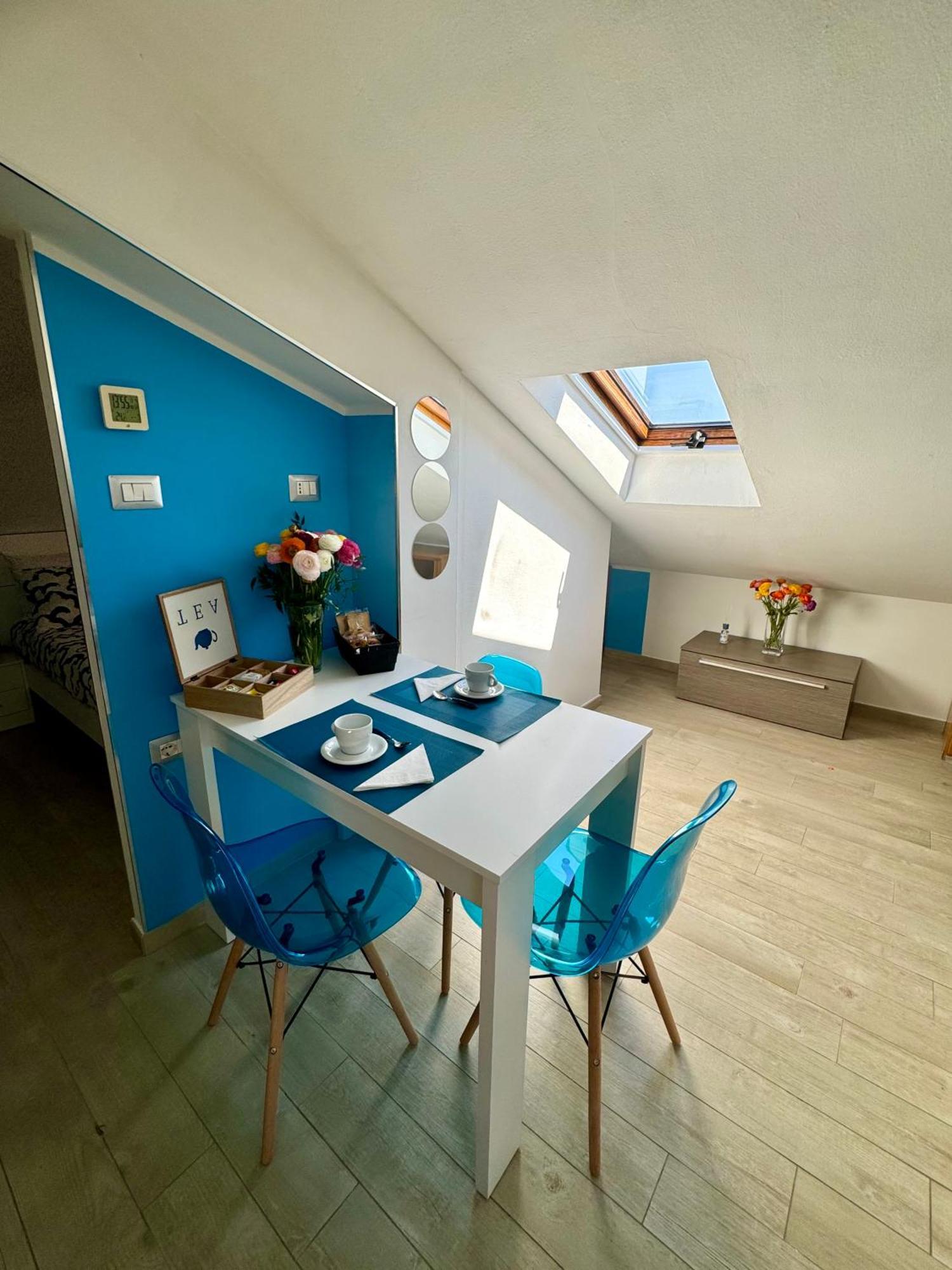 Sky Loft Lägenhet Alba  Exteriör bild